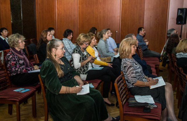 Népmese-konferencia Pécsett és Eszéken